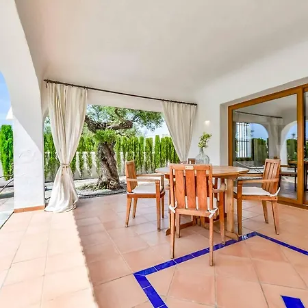 Villa Rocalla *